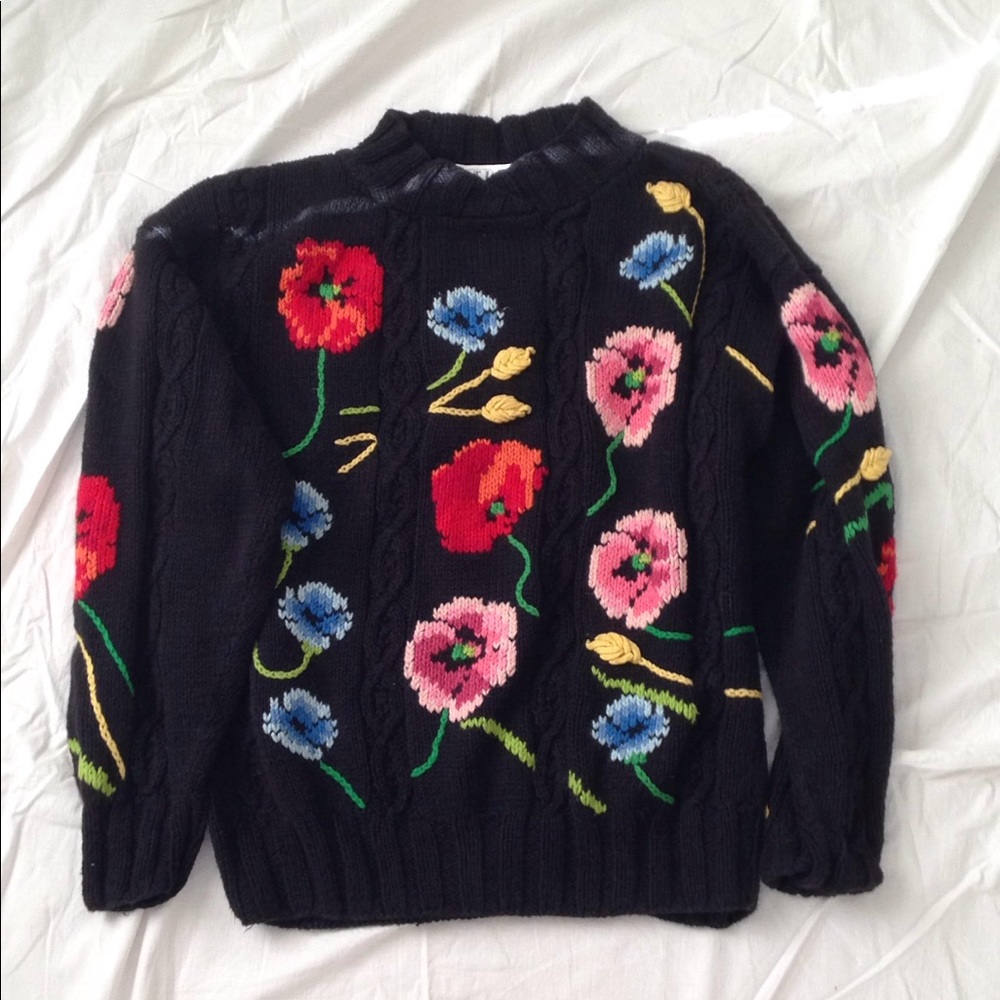Black hand knit sweater size L